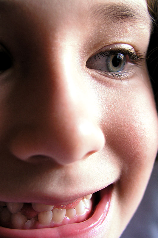 Sophia Silva losing her teeth in Tucson, Arizona